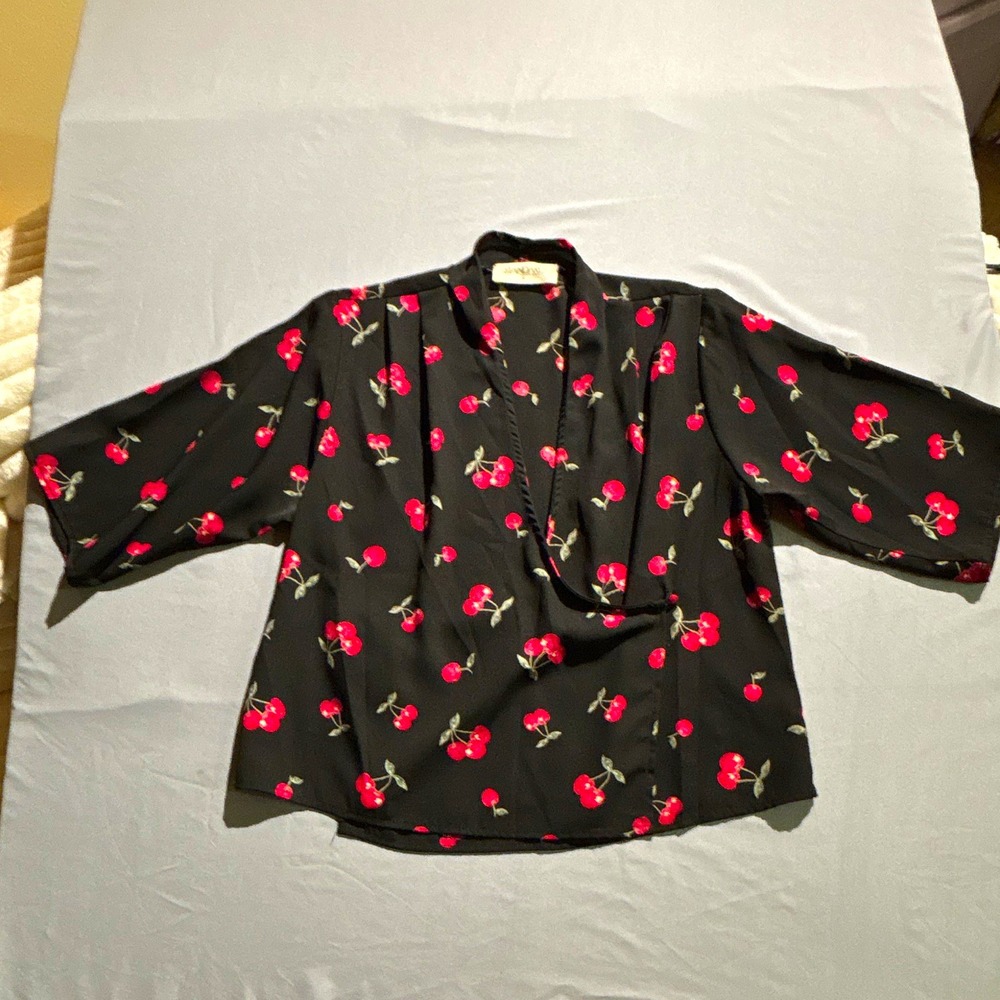 Standard Cherry Print Wrap Blouse Black Red V-Neck 3/4 Sleeve Top Size M